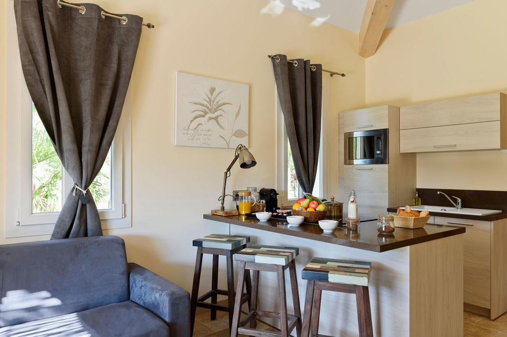 One-Bedroom Apartment,400064298:JPEG