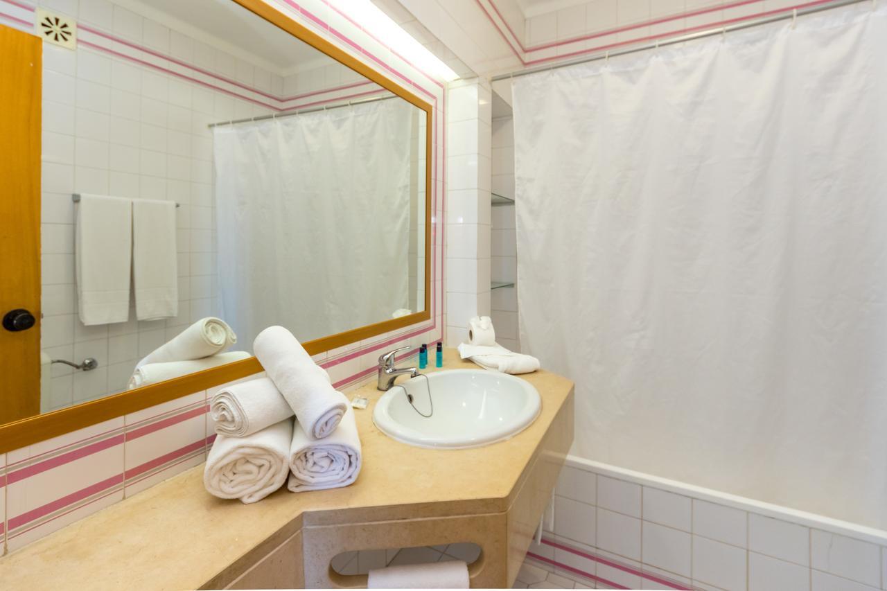 Studio,907003288:JPEG