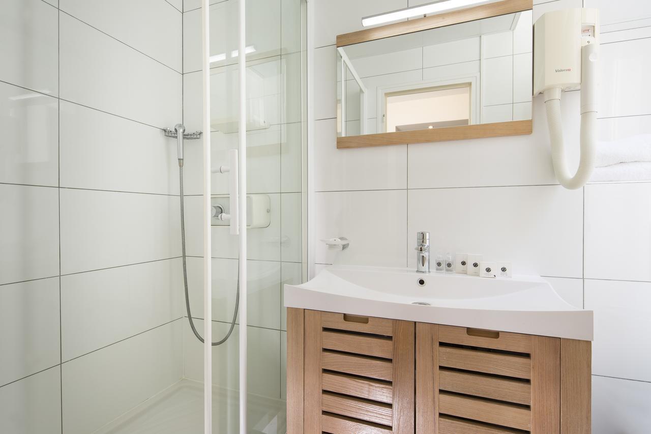 Studio (2 Adults) - Rue de la Sourdière,1226985332:JPEG