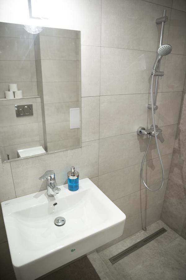 Apartment with Terrace and Kitchen,566999001:JPEG