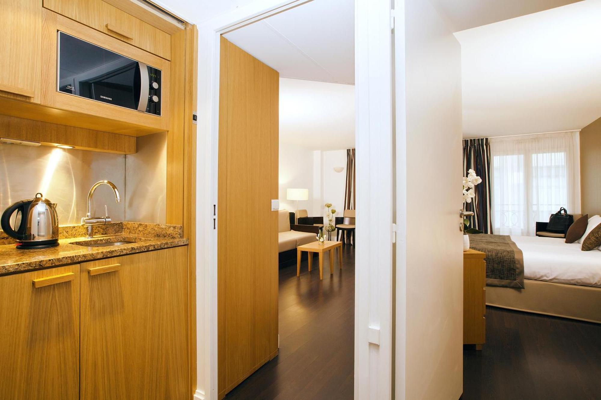One-Bedroom Apartment (4 Adults),1273959847:JPEG