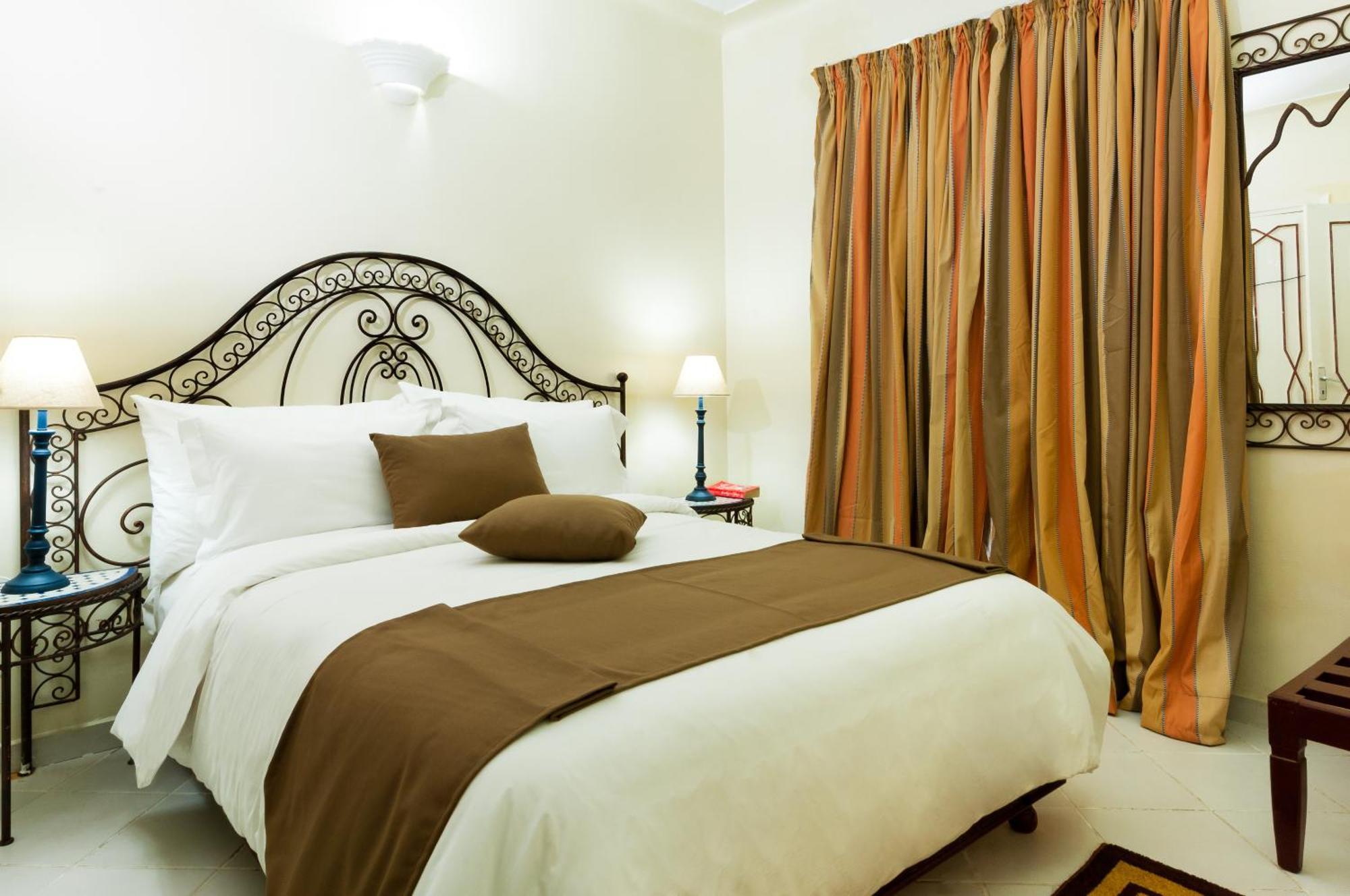 Double Room,689825166:JPEG