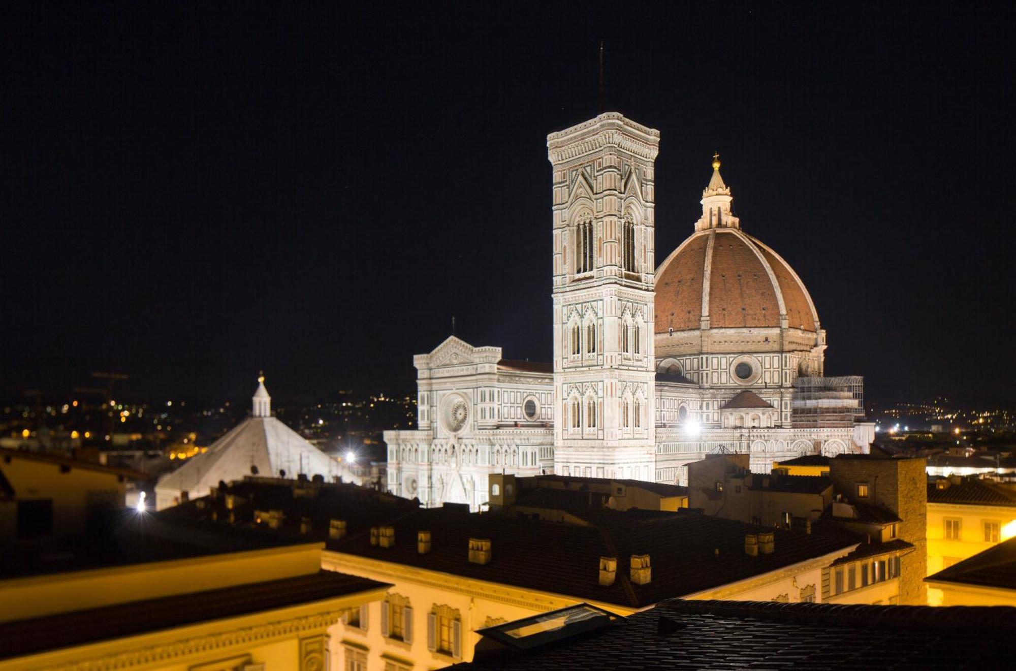 Hébergement Décloisonné avec Terrasse Panoramique - Vue sur Duomo