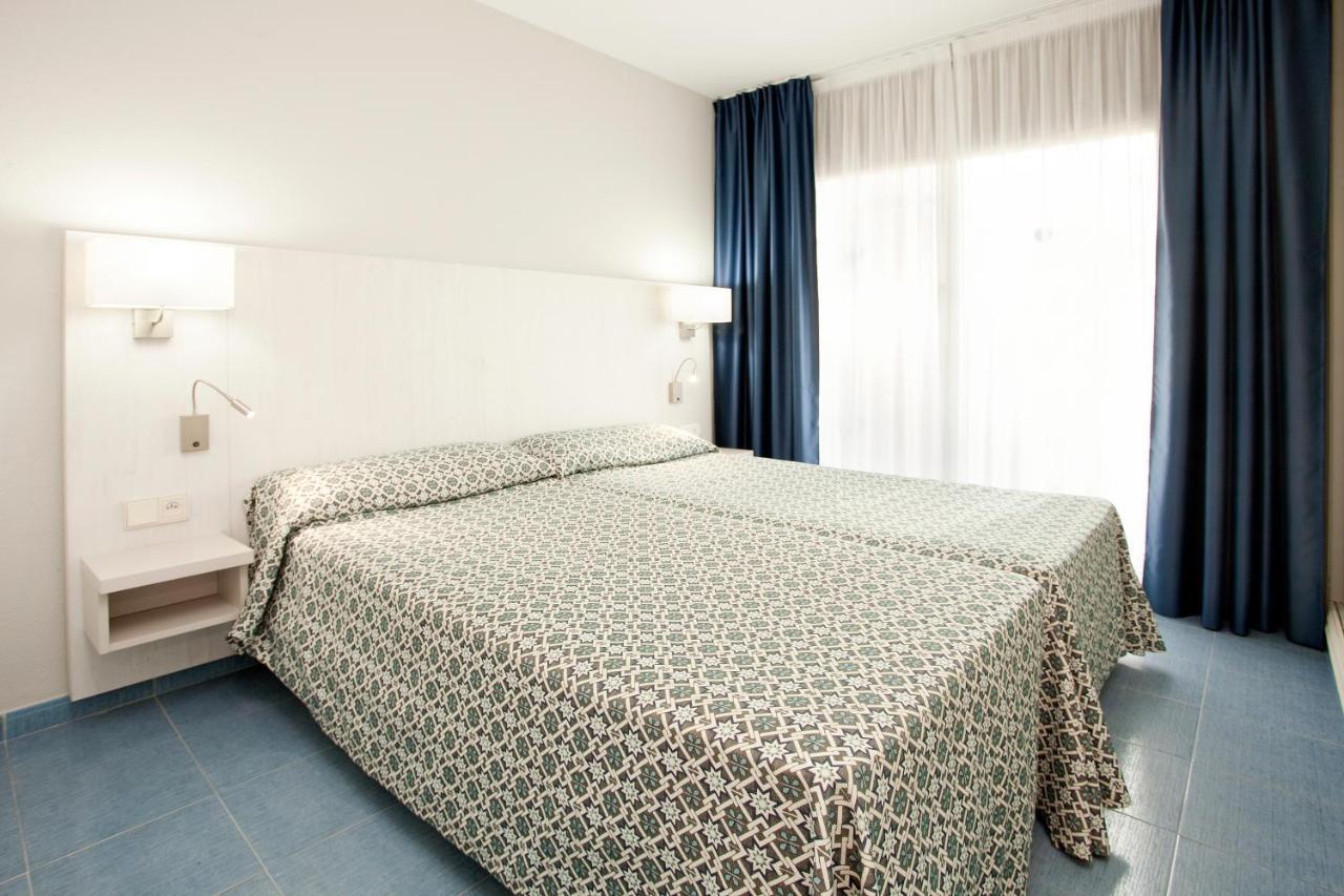 Appartement 1 Chambre - Vue sur la Piscine (3 Adultes)