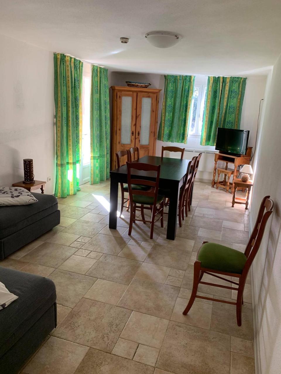 Appartement 1 Chambre avec Terrasse