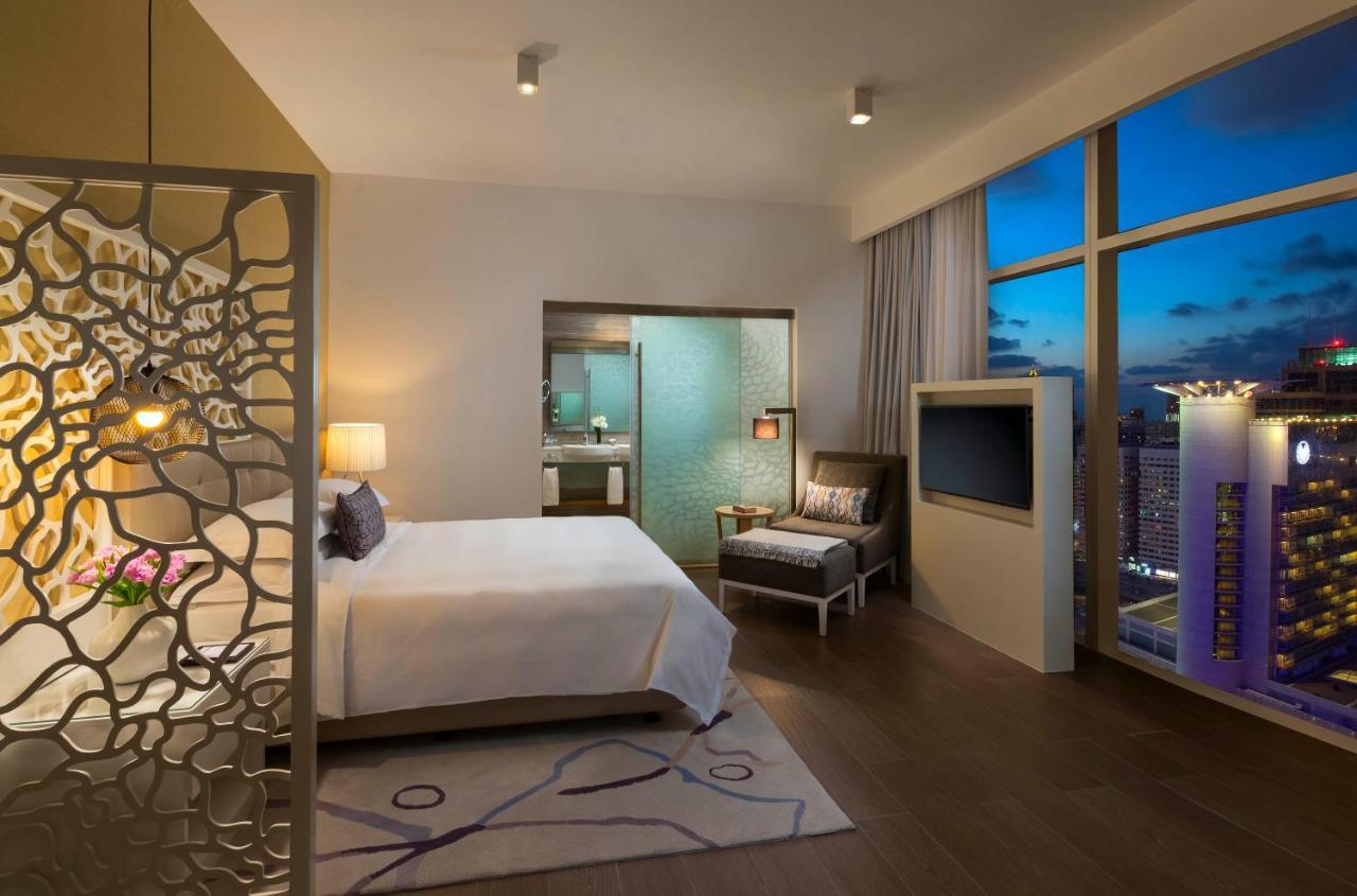 Sea View 3 Bedroom Apartment Balcony
