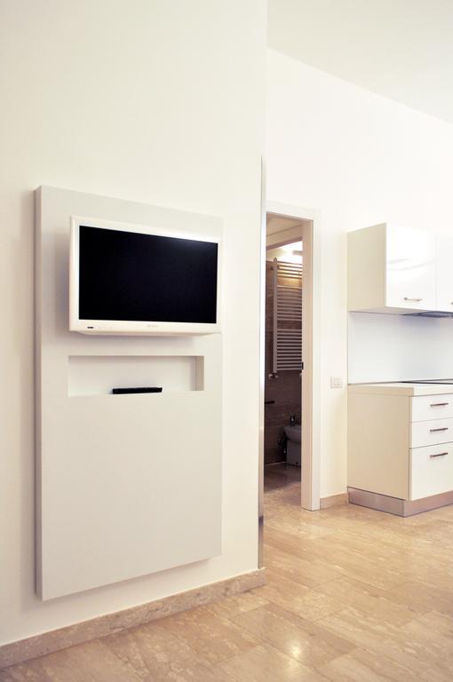 One-Bedroom Apartment,81221940:JPEG