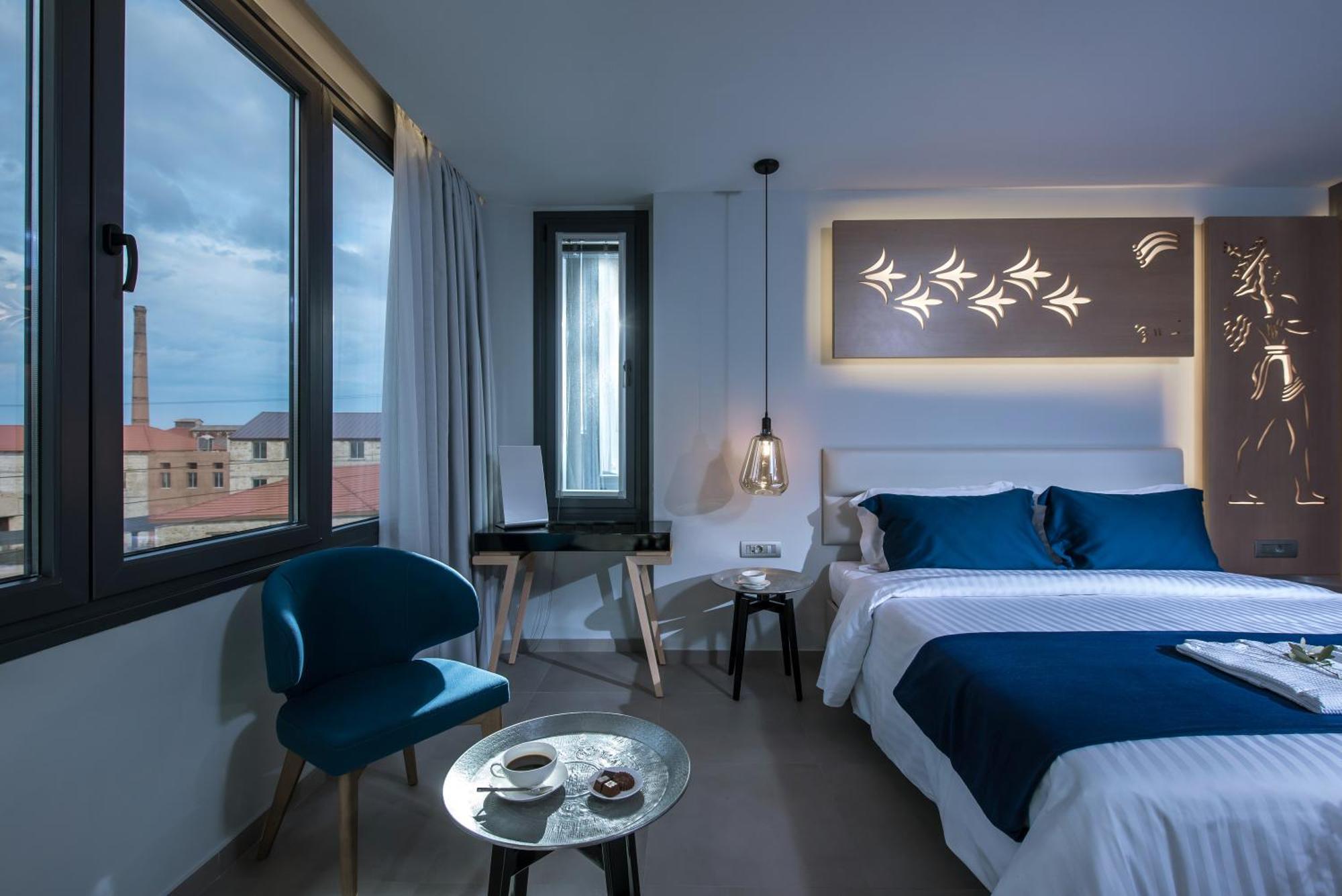 Suite Supérieure - Vue Partielle sur Mer
