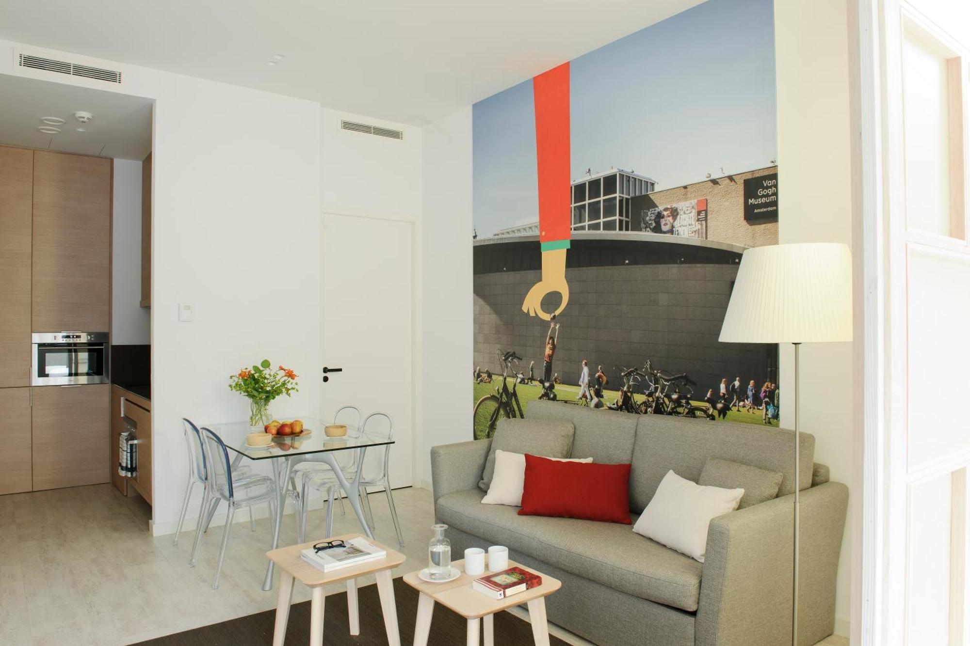 One-Bedroom Apartment - City Side,824078897:JPEG