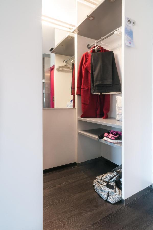 2 Room Apartment,918283099:JPEG