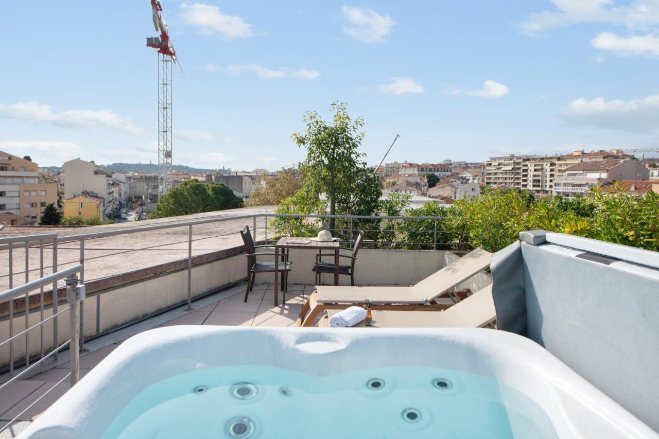 One-Bedroom Apartment Spa Bath Air Conditioning Terrace View Port,970623916:JPEG