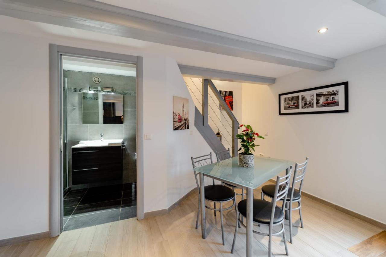 One-Bedroom House,983562628:JPEG