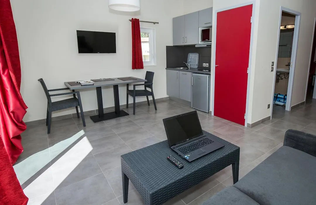 SOWELL RESIDENCES Les Perles de Saint Tropez-1