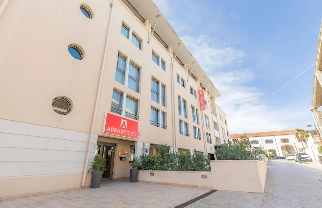 Appart’City Confort La Ciotat – Côté Port-1