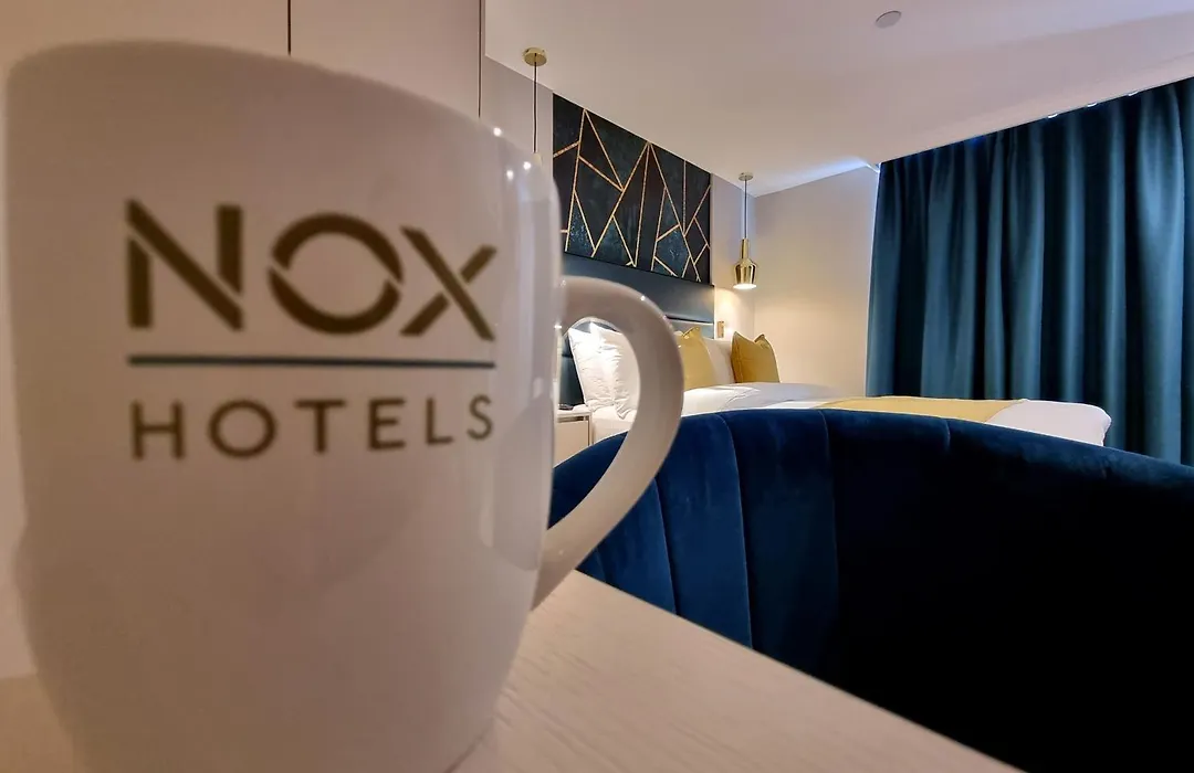 Nox Kensington Gardens-1