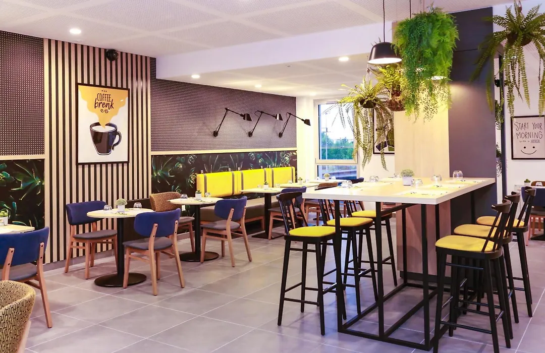 Appart'hôtel Odalys City - Angers Centre Gare-1