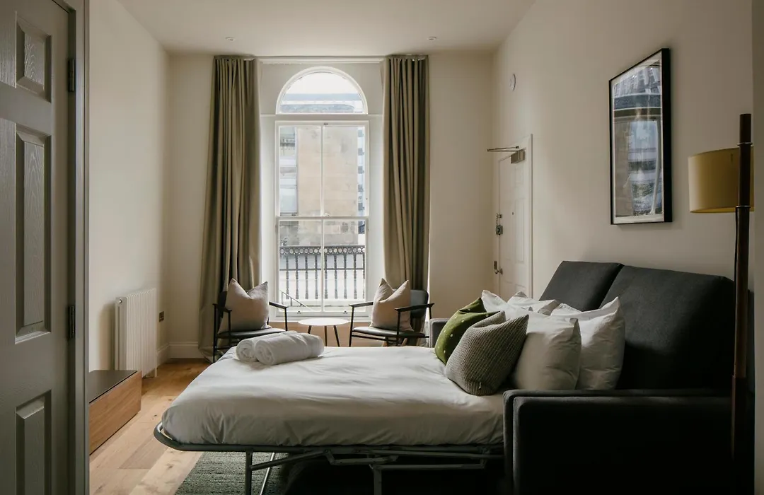 33 Castle Terrace-1