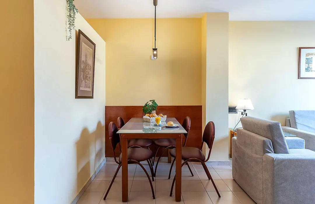 Aparthotel Bertran-1