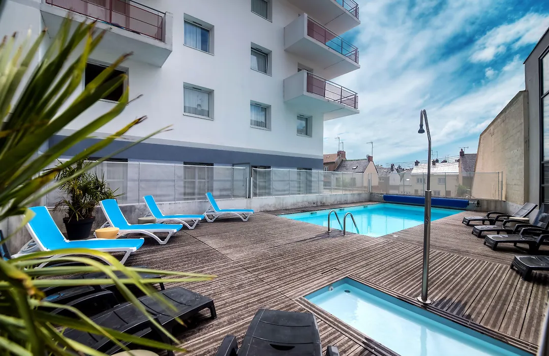 Zenitude Hôtel-Résidences Les Portes de l'Océan-1
