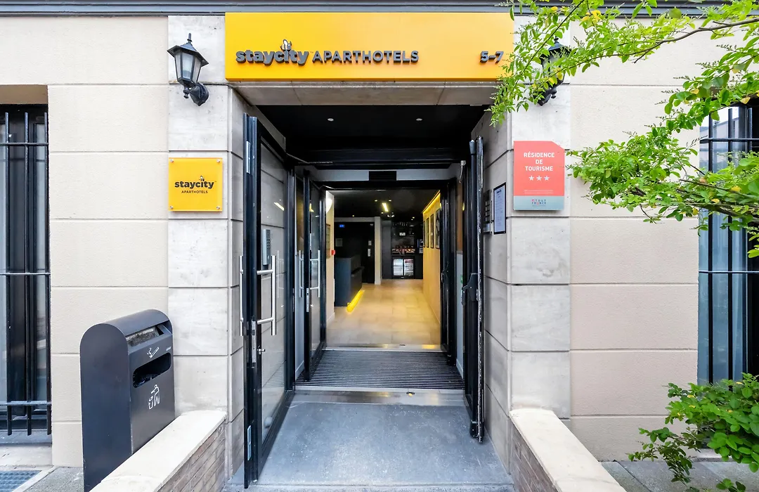 Staycity Aparthotels Gare de l’Est-1