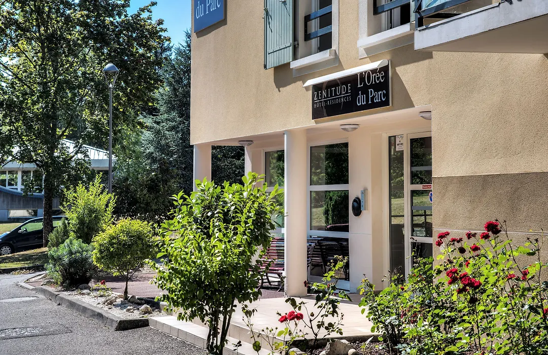 Zenitude Hôtel-Résidences L'Orée du Parc-1