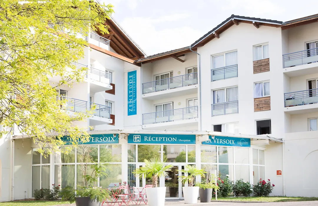 Zenitude Hôtel-Résidences La Versoix-1