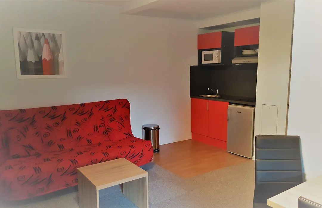 KOSY Appart'hôtel Le Champ De Mars Reims-1