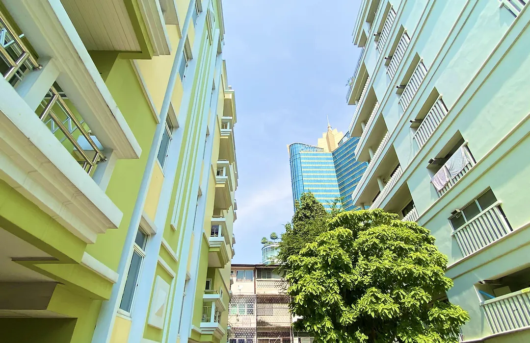 14 Place Sukhumvit Suites-1