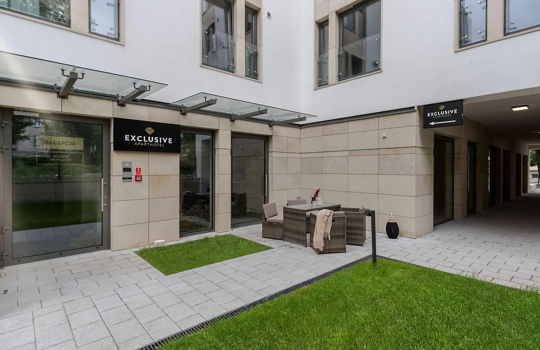 Exclusive Aparthotel Krakow Lubicz 40-1