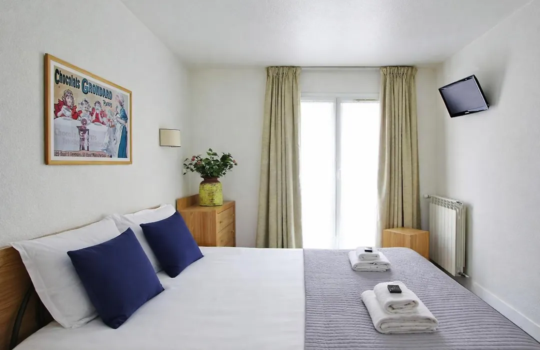 Les Lilas Serviced Apartments-1