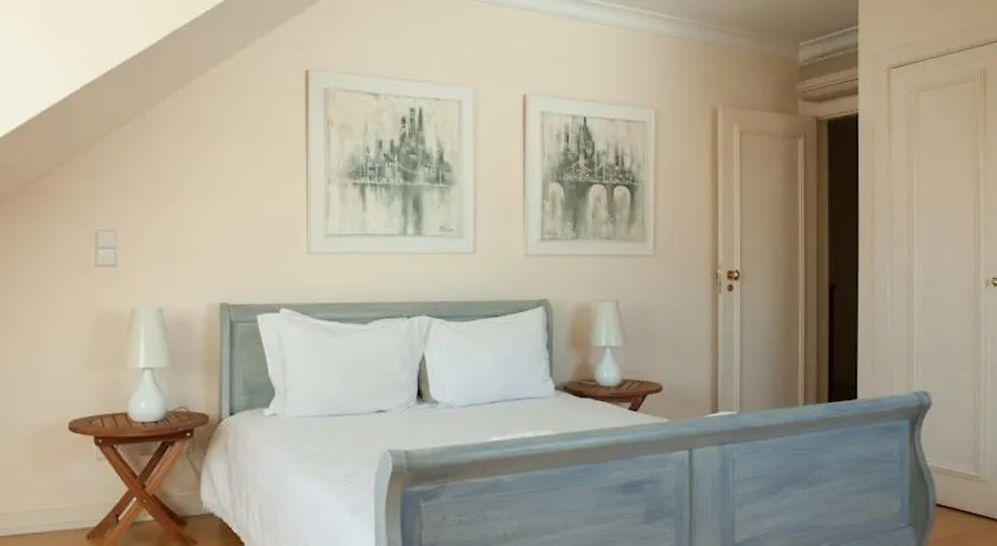 Dream Chiado Apartments-1