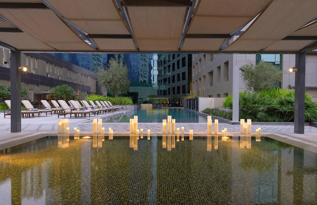 DAMAC Maison Cour Jardin-1