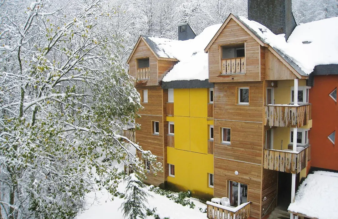 Lagrange Vacances Le Domaine des 100 Lacs-1