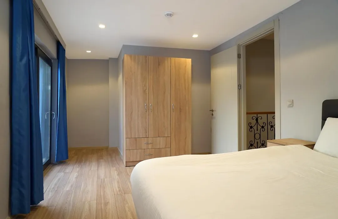 Mene Suites-1