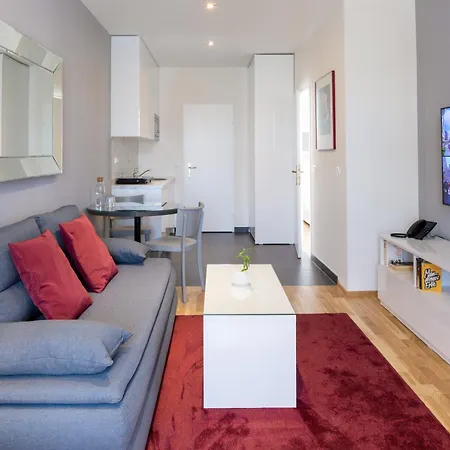 The Levante Rathaus Apartments-3
