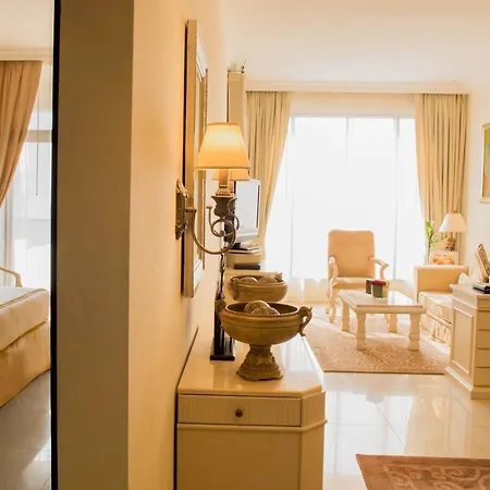 Mercure Hotel Apartments Dubai Barsha Heights-3