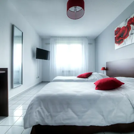 Comfort Aparthotel Besancon La City-3
