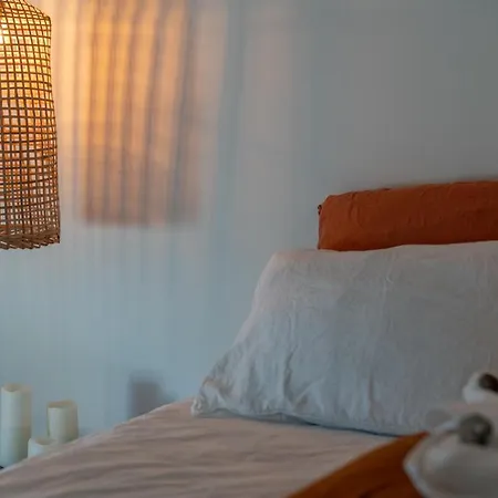 La Maison de Lyna - Suites de charme intra-muros avec parking&autonomie-2
