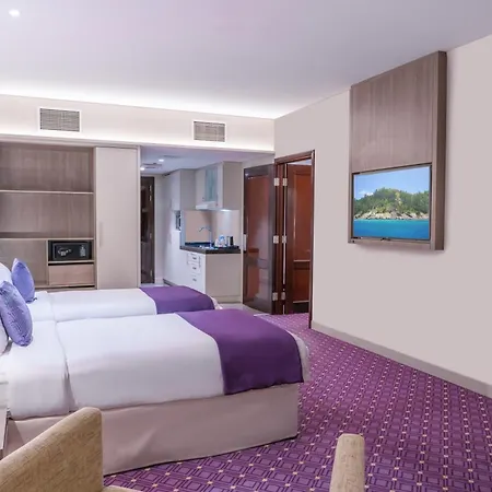 Leva Hotel And Suites, Opposite Downtown-3