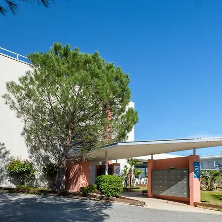 Comfort Aparthotel Antibes Le Maestria-2