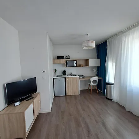 Résidence UXCO H2O ex Suiteasy-3