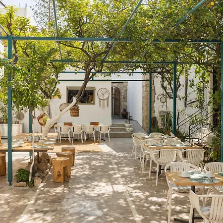 Lefka Hotel & Apartments-2