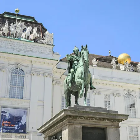 Palais Pálffy Apartments Vienna-3