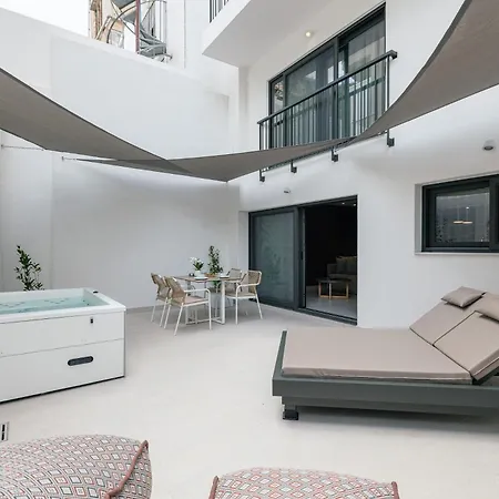 Porta Suites-3