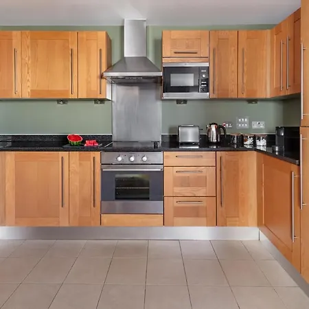 Marlin Apartments Commercial Road - Limehouse-2