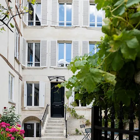 Villa Robs - Appartements tout confort, TV connectée, Haut débit, Localisation idéale - Courts séjours&Affaires-3