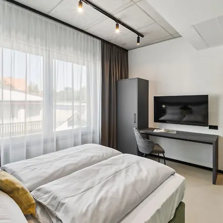 Nena Apartments Muenchen City East-3