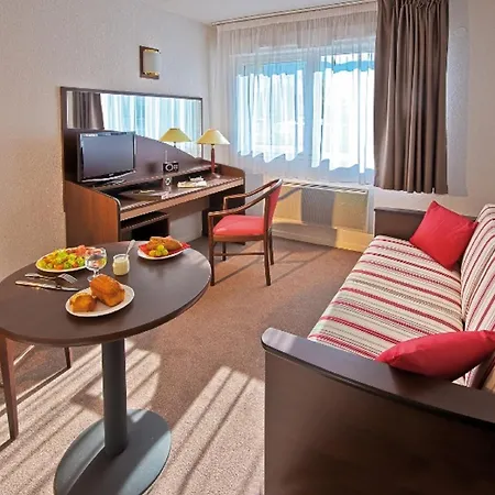 Comfort Aparthotel Les Hauts d'Annecy-2