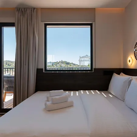 Parea Athens-2
