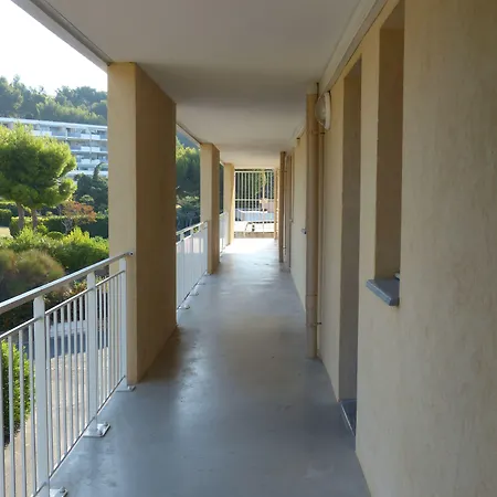 Appart'Hotel Victoria Garden La Ciotat-3